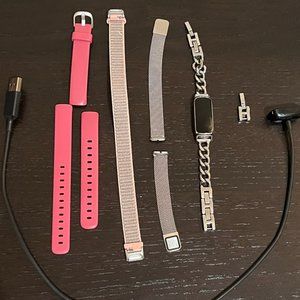 FitBit Luxe w 4 bands and charger